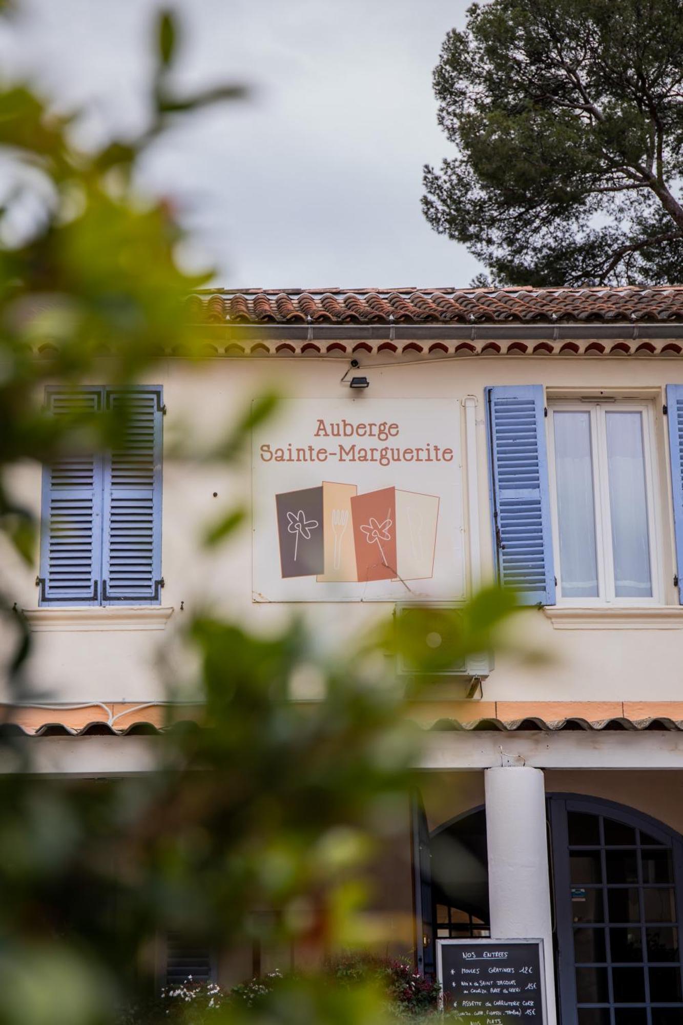 Auberge Sainte Marguerite La Garde  Exterior photo